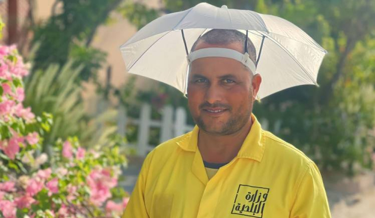 Sun-blocking umbrella